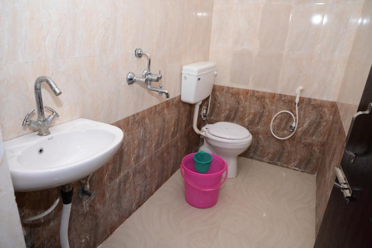 Dwarka Home Stay Bodh Gaya Εξωτερικό φωτογραφία
